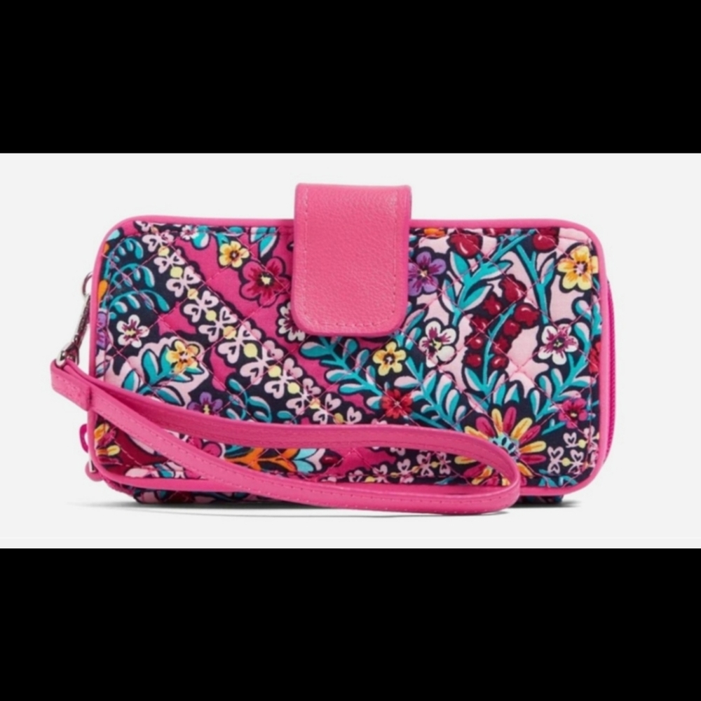 Vera Bradley Iconic RFID Smartphone Wristlet